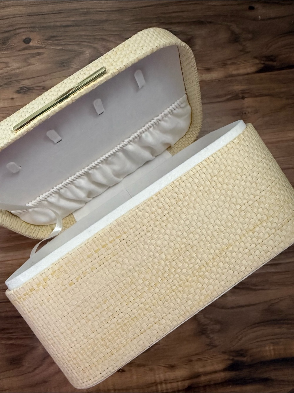 Woven Rattan Table Top Jewelry Case